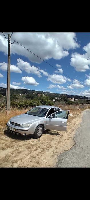 Usado 2001 Ford Mondeo Sedan | € 2.300 - Imagem 1/4