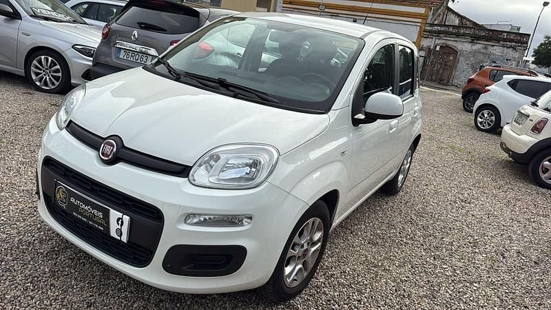 Usado Fiat Panda Lounge 69 HP (50 kW) 2019 Branco Citadino