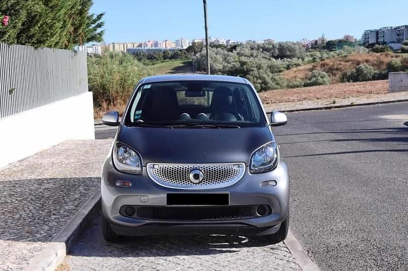 Usado Smart ForFour 71 HP (52 kW) 2015 Cinzento Citadino