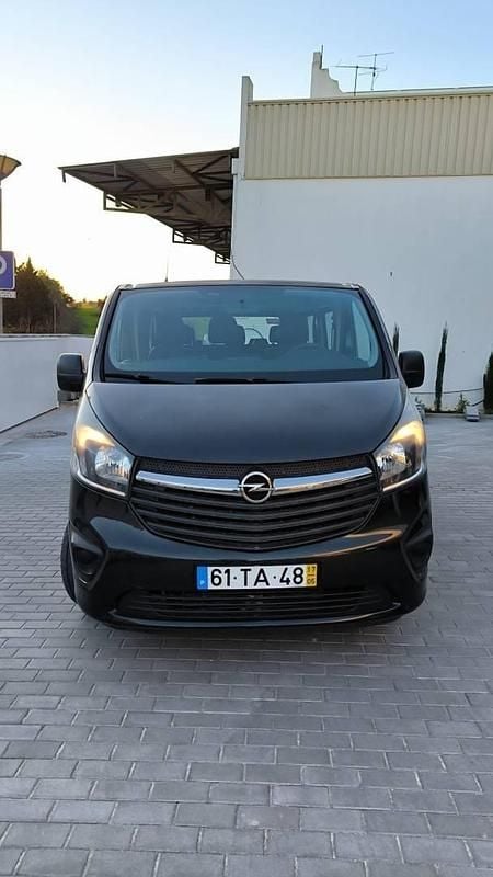Preto Usado 2017 Opel Vivaro Van | € 21.000 - Imagem 1/4