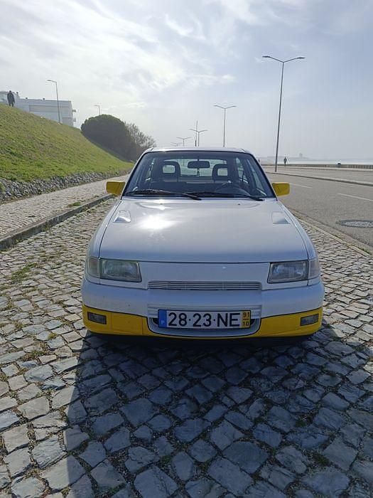 Usado Opel Astra 150 HP (110 kW) 1991