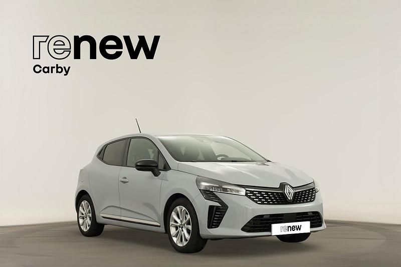 Usado Renault Clio V Evolution 91 HP (66 kW) 2024 Cinzento