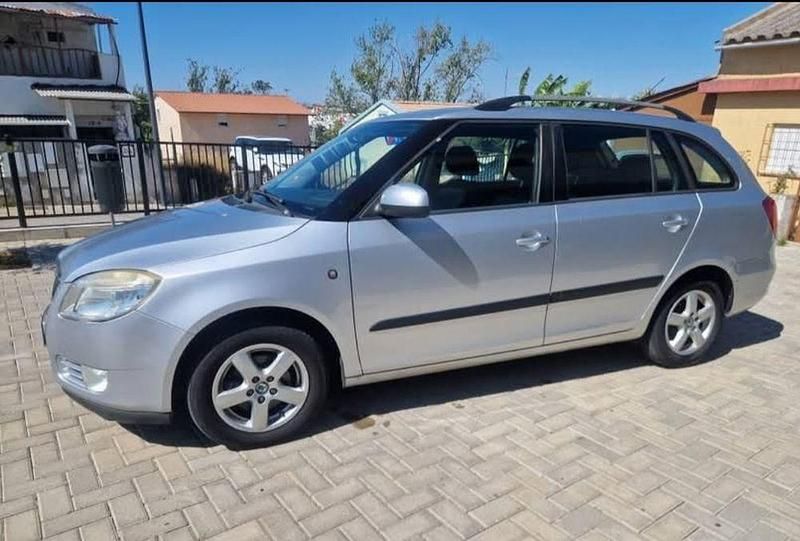 Usado Skoda Fabia GreenLine 76 HP (55 kW) 2008 Sedan