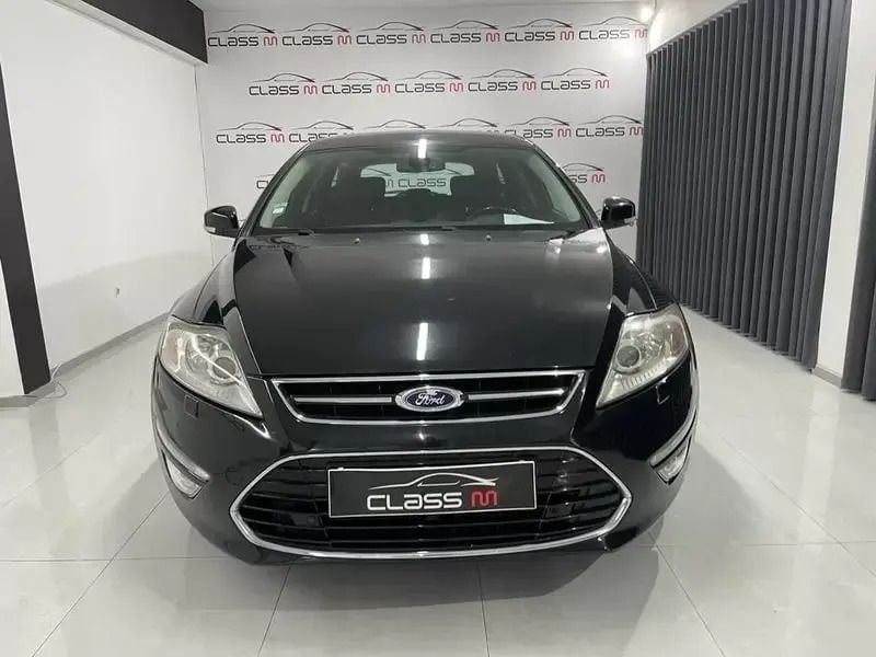 Usado Ford Mondeo Titanium 163 HP (119 kW) 2012 Preto Carrinha
