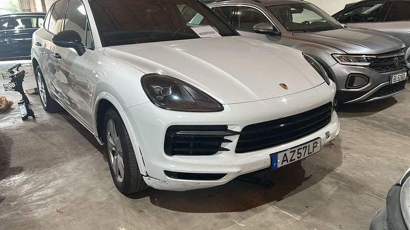 Usado 2021 Porsche Cayenne SUV | € 45.000 - Imagem 1/4