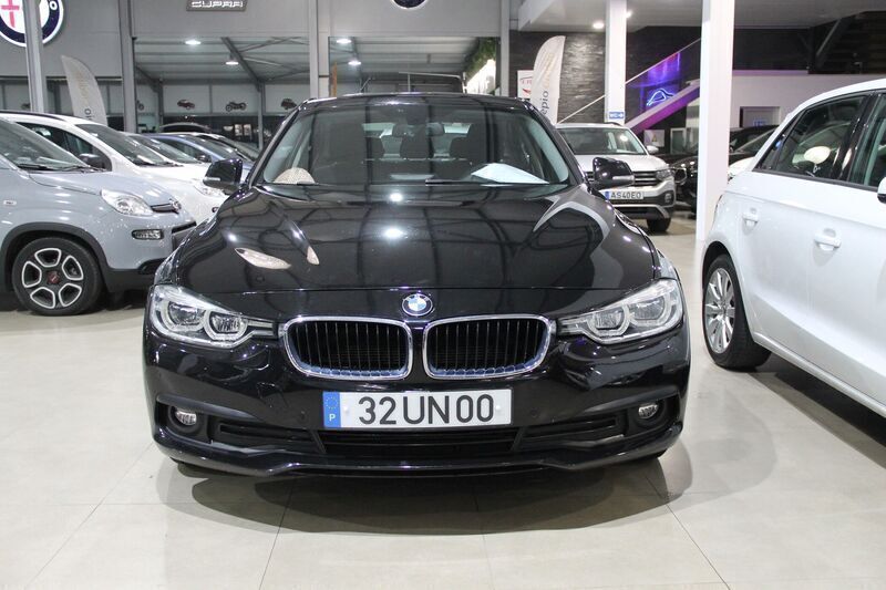 Usado BMW 318 Advantage 150 HP (110 kW) 2018 Preto Carrinha