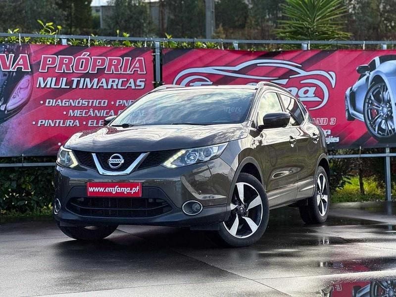 Castanho Usado 2016 Nissan Qashqai 360º SUV | € 14.950 (Bom preço) - Imagem 1/4