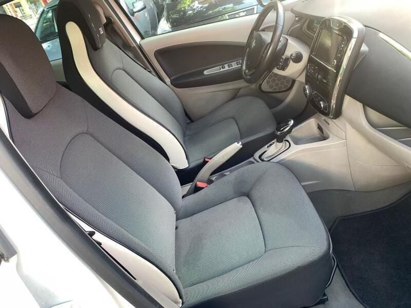 Usado Renault Zoe 64 kW (88 HP) 2015 Branco Citadino
