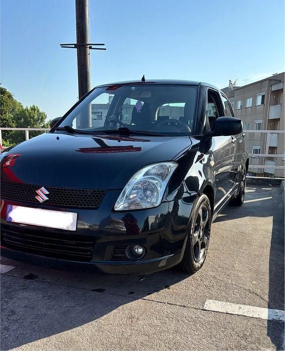 Usado 2005 Suzuki Swift Sedan | € 3.600 (Bom preço) - Imagem 1/4