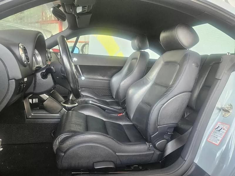 Usado Audi TT 180 HP (132 kW) 2000 Preto Coupé