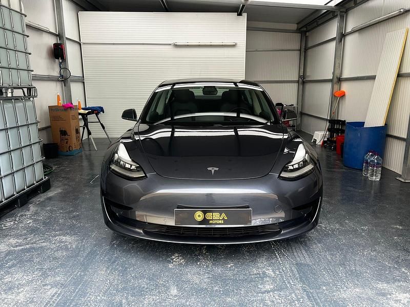 Usado Tesla Model 3 Standard Range 208 kW (283 HP) 2020 Azul Sedan