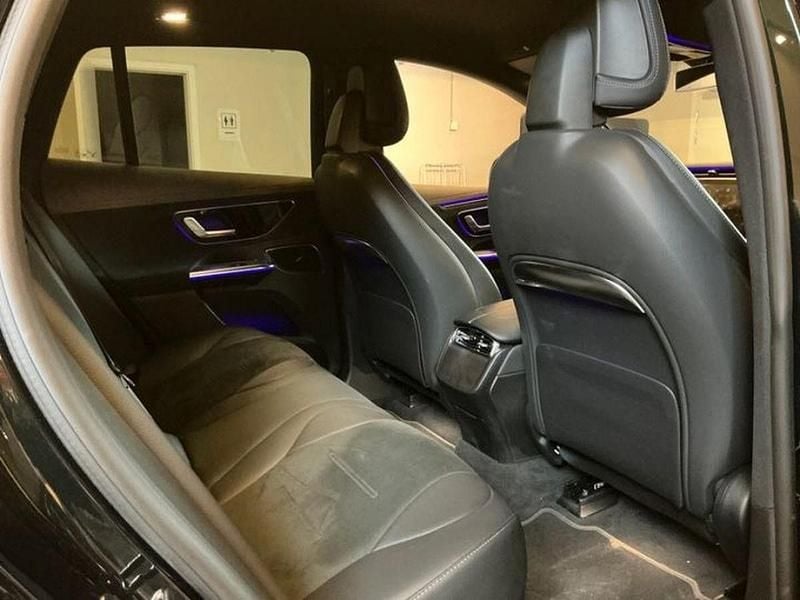 Usado Mercedes EQE350 AMG line 214 kW (292 HP) 2024 Preto SUV