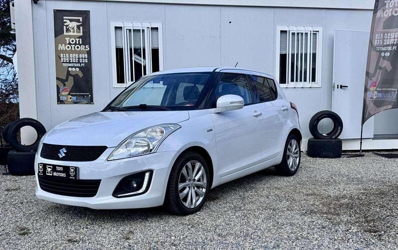 Branco Usado 2015 Suzuki Swift GL | € 9.490 - Imagem 1/4