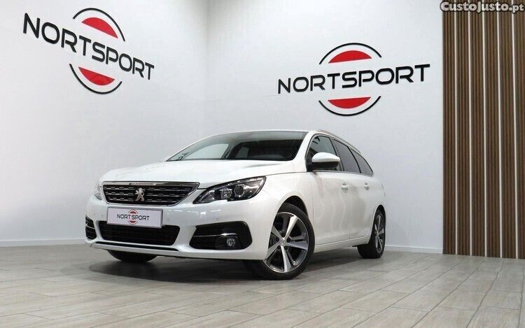 Branco Usado 2019 Peugeot 308 Allure Carrinha | € 15.900 (Preço elevado) - Imagem 1/1