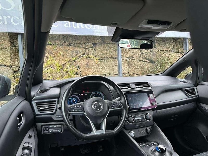 Usado Nissan Leaf Acenta 160 kW (218 HP) 2021 Cinzento Citadino