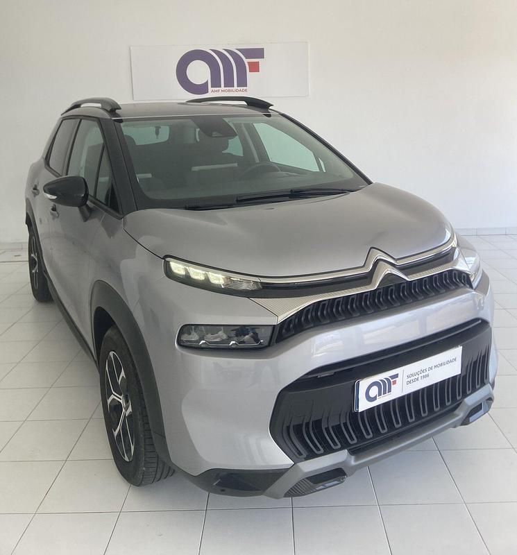Cinza Usado 2024 Citroën C3 PureTech Citadino | € 19.250 (Preço justo) - Imagem 1/4