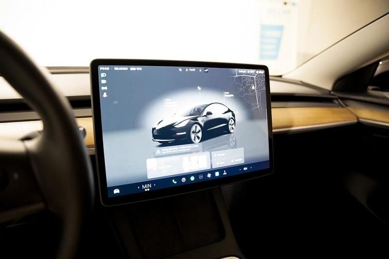 Usado Tesla Model 3 208 kW (283 HP) 2023 Preto Sedan