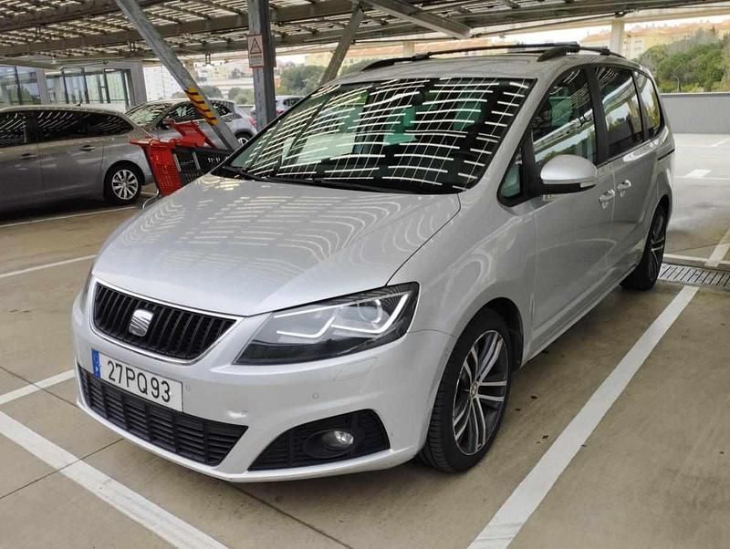 Cinzento Usado 2015 Seat Alhambra 4Drive Monovolume | € 17.500 - Imagem 1/4