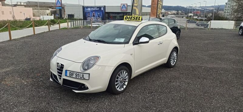 Usado 2014 Alfa Romeo MiTo Citadino | € 8.750 - Imagem 1/4
