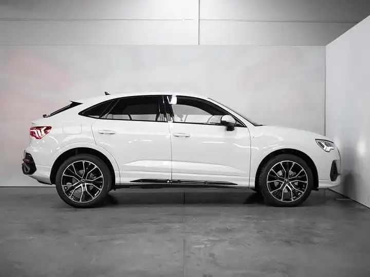 Usado Audi Q3 Premium 245 HP (180 kW) 2022 Branco SUV