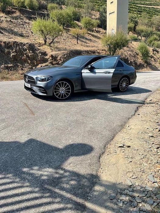 Usado 2021 Mercedes E220 AMG Sedan | € 46.000 (Bom preço) - Imagem 1/1