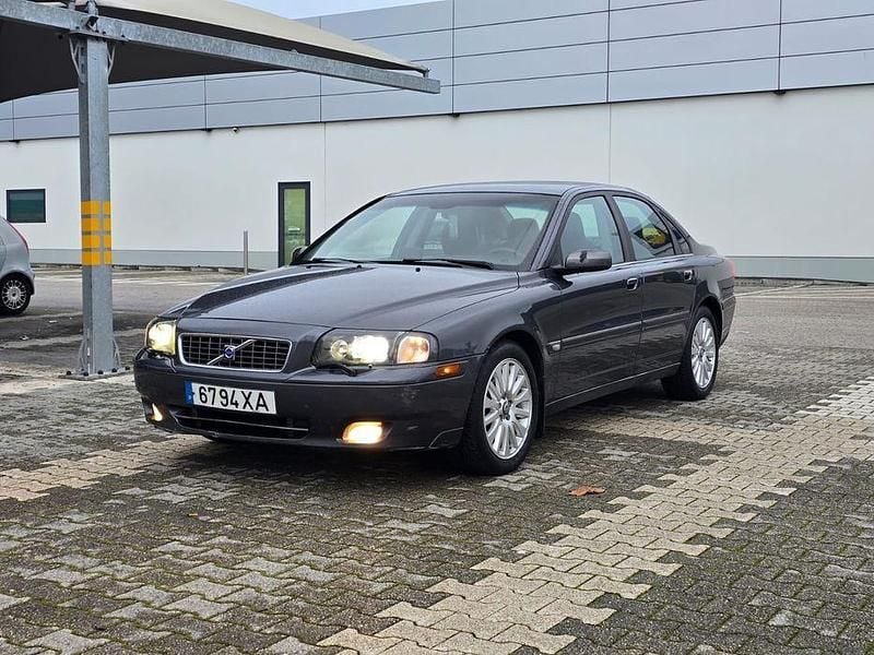 Usado 2004 Volvo S80 Sedan | € 3.999 - Imagem 1/4