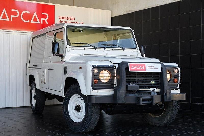Usado Land Rover Defender 122 HP (89 kW) 2007 Branco SUV