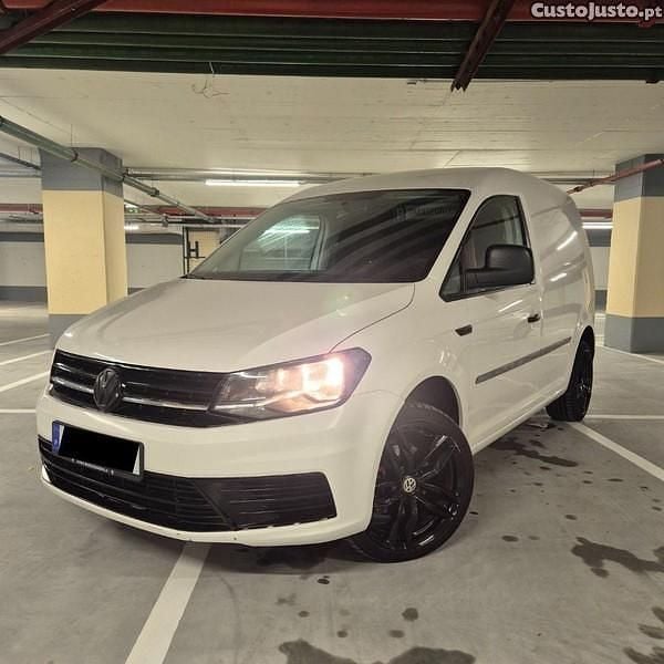Usado VW Caddy 75 HP (55 kW) 2016 Branco Monovolume
