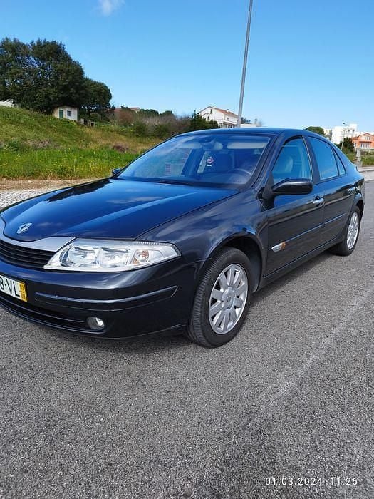 Usado 2003 Renault Laguna II Sedan | € 2.500 (Caro) - Imagem 1/4