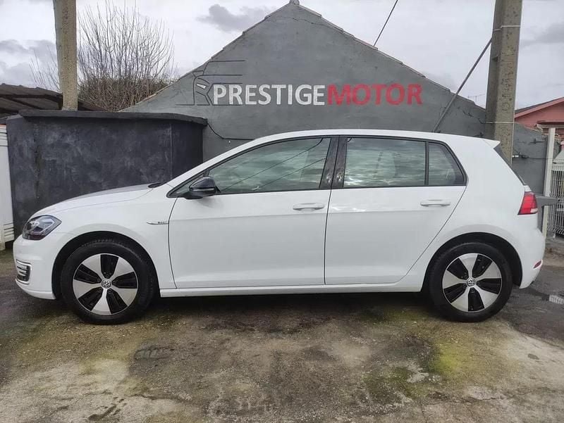 Usado VW e-Golf 100 kW (136 HP) 2019 Branco Citadino