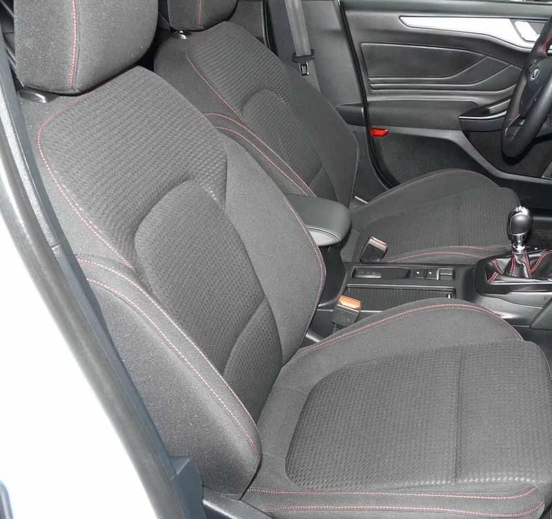 Usado Ford Focus ST-Line 125 HP (91 kW) 2022 Branco