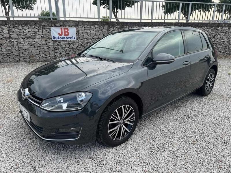 Cinza Usado 2016 VW Golf VII Allstar Citadino | € 15.950 (Preço elevado) - Imagem 1/4