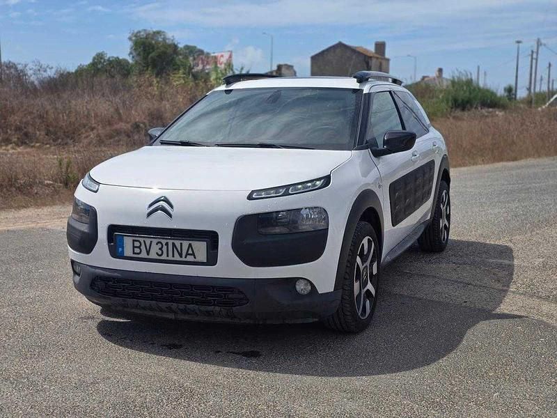 Branco Usado 2016 Citroën C4 Cactus Citadino | € 11.990 (Preço elevado) - Imagem 1/4