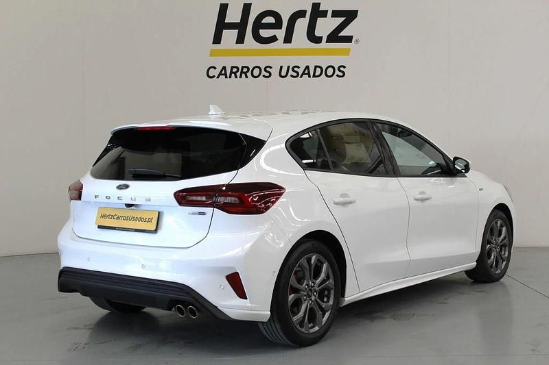 Usado Ford Focus 125 HP (91 kW) 2023 Branco
