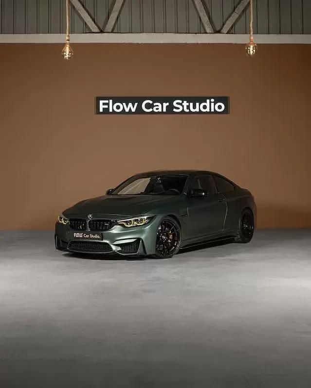 Verde Usado 2015 BMW M4 Comfort Edition Coupé | € 69.750 - Imagem 1/4