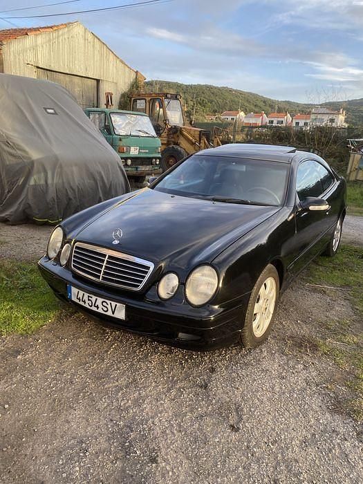 Usado 2002 Mercedes CLK200 Coupé | € 4.000 (Preço justo) - Imagem 1/4