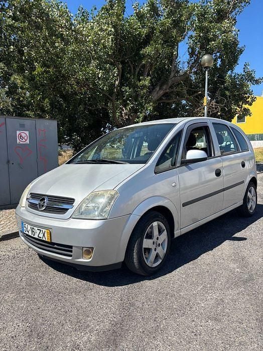 Usado 2005 Opel Meriva Monovolume | € 2.900 - Imagem 1/4