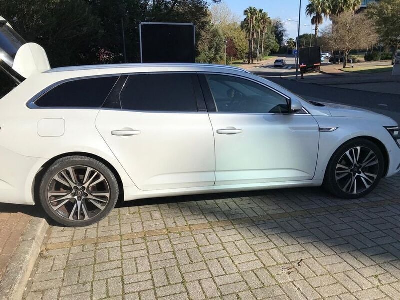 Usado Renault Talisman Initiale Paris 160 HP (117 kW) 2018 Carrinha