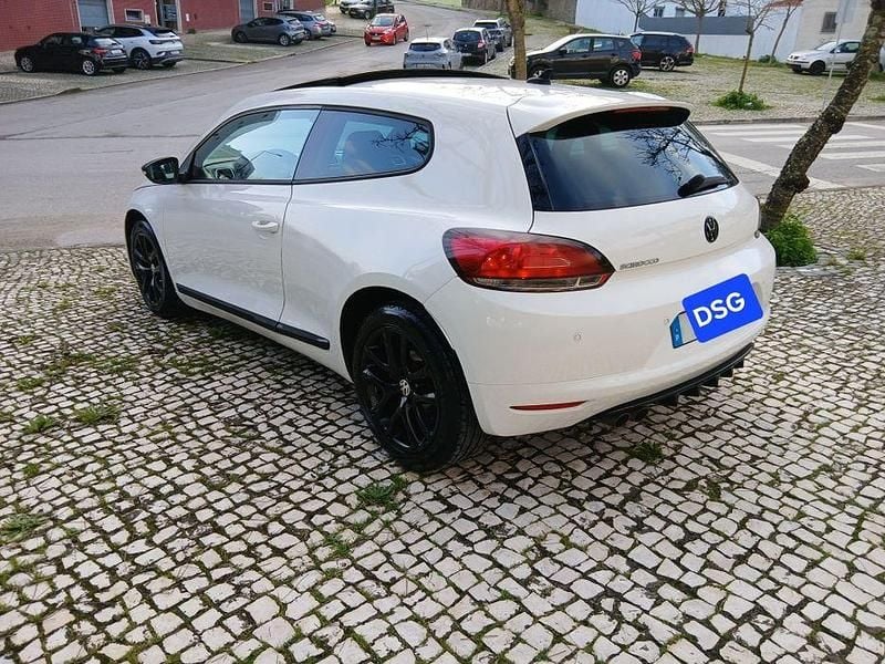 Usado VW Scirocco 140 HP (102 kW) 2010 Coupé