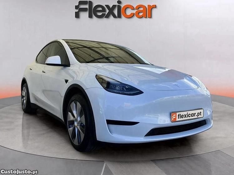 Usado Tesla Model Y 219 kW (299 HP) 2024 Branco SUV