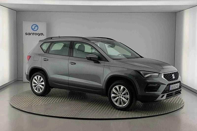 Cinzento Novo 2025 Seat Ateca Style SUV | € 29.990 (Caro) - Imagem 1/4