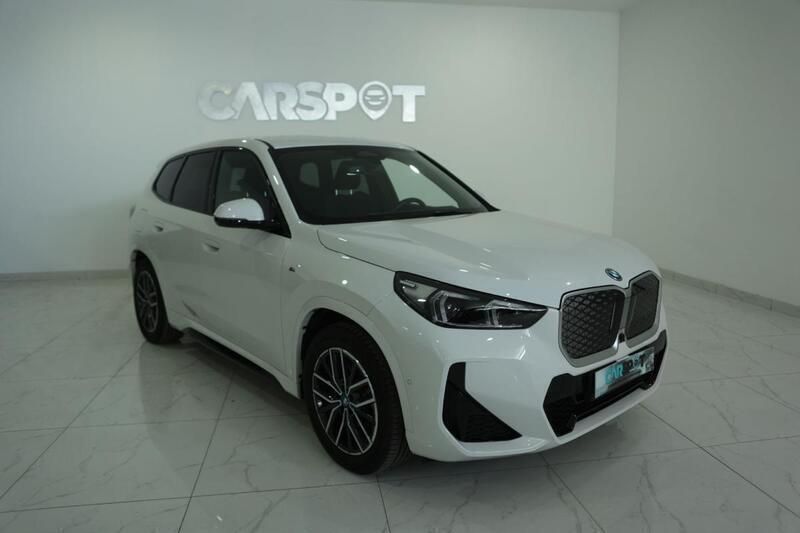 Branco Usado 2024 BMW iX SUV | € 47.480 (Preço justo) - Imagem 1/4