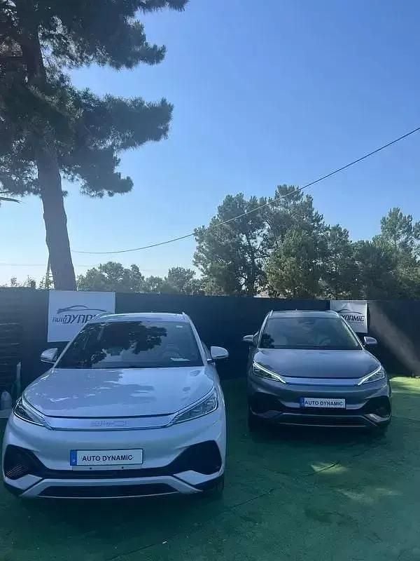 Branco Usado 2023 BYD Atto 3 Comfort SUV | € 28.290 (Preço justo) - Imagem 1/4