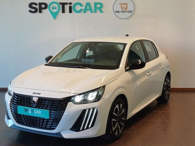 Branco Usado 2024 Peugeot 208 Active Citadino | € 17.790 (Preço justo) - Imagem 1/4