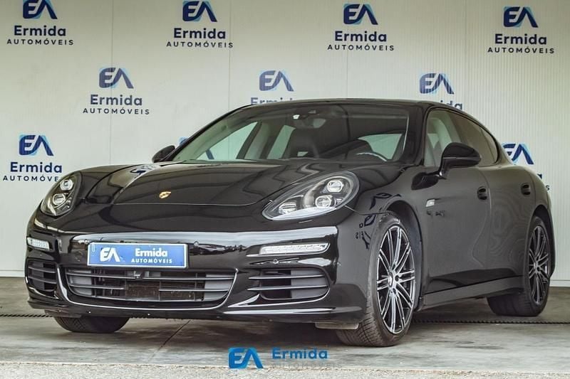 Usado Porsche Panamera 250 HP (183 kW) 2014 Preto Sedan