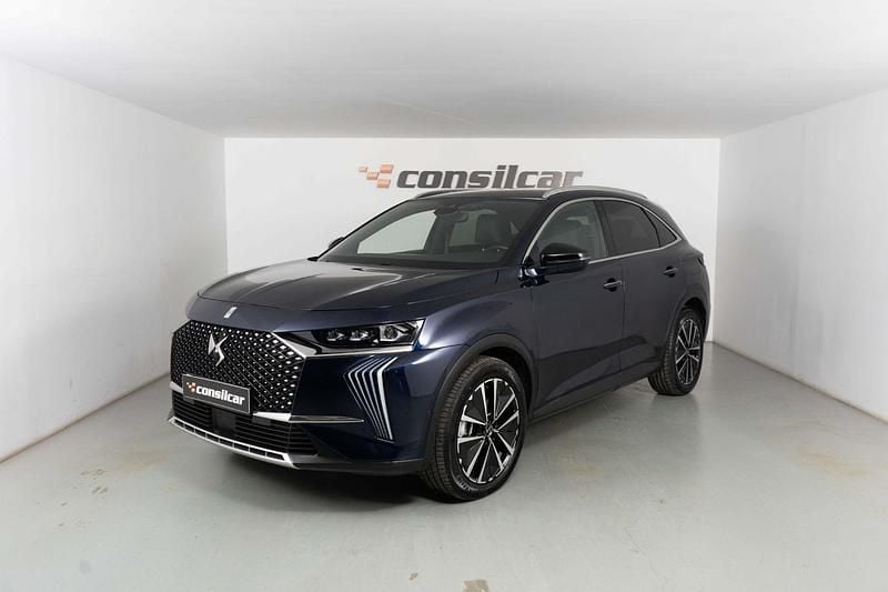 Usado DS Automobiles DS7 Crossback Rivoli 300 HP (220 kW) 2024 Azul escuro SUV