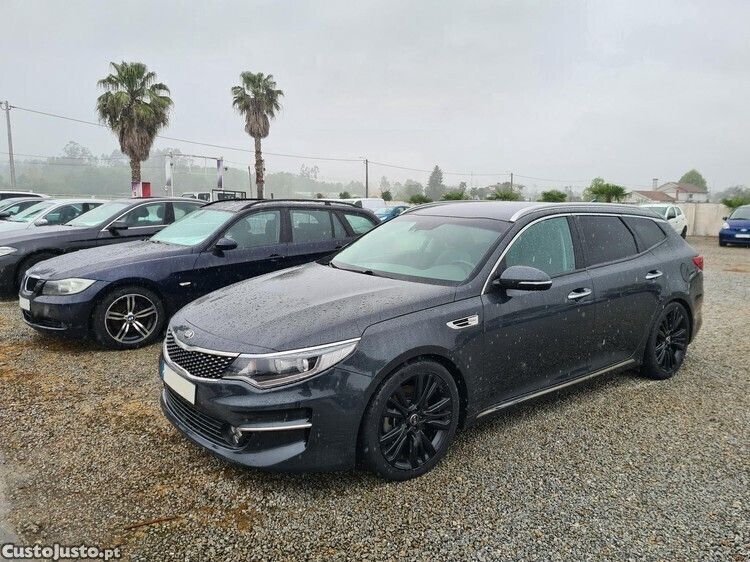 Cinza Usado 2017 Kia Optima Carrinha | € 15.500 - Imagem 1/1