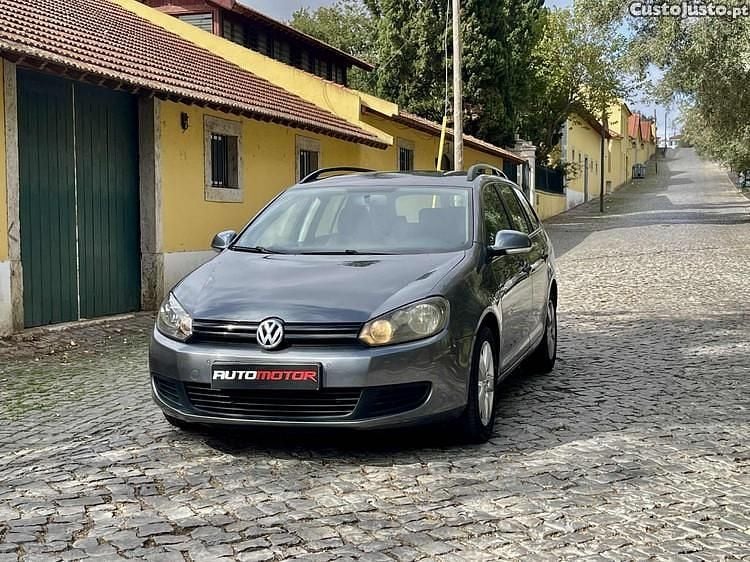 Cinza Usado 2013 VW Golf VII Highline Carrinha | € 7.750 (Preço elevado) - Imagem 1/1