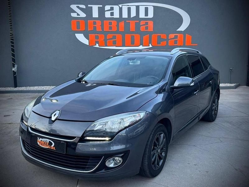 Antracite Usado 2013 Renault Mégane III Carrinha | € 8.890 (Preço justo) - Imagem 1/4
