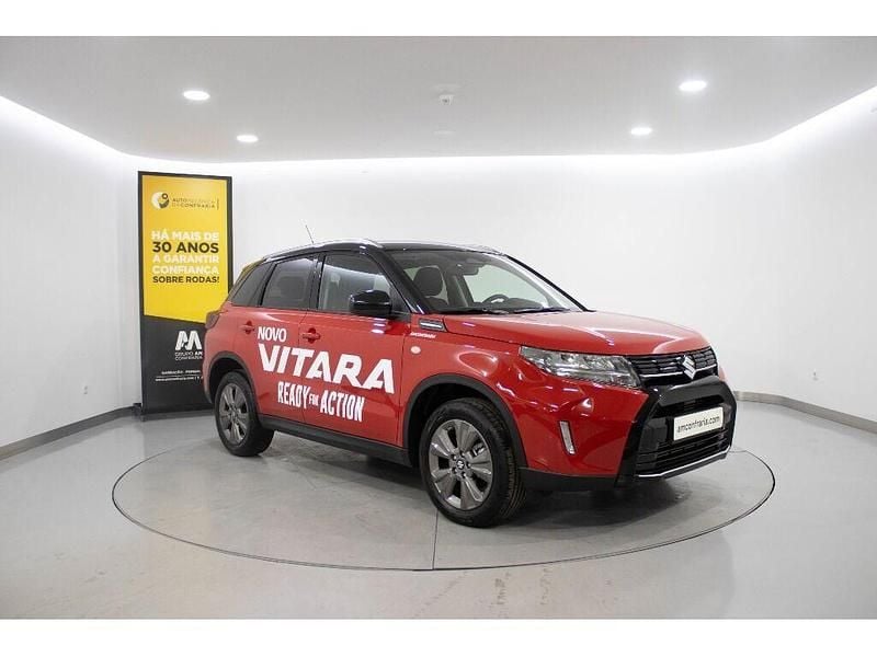 Vermelho Usado 2024 Suzuki Vitara SUV | € 26.680 (Preço justo) - Imagem 1/4